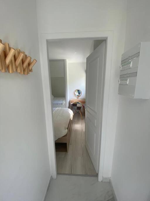 Tiny House Dalia Jardin & Foret 10 Min De La Gare Dammarie-les-Lys Exterior photo